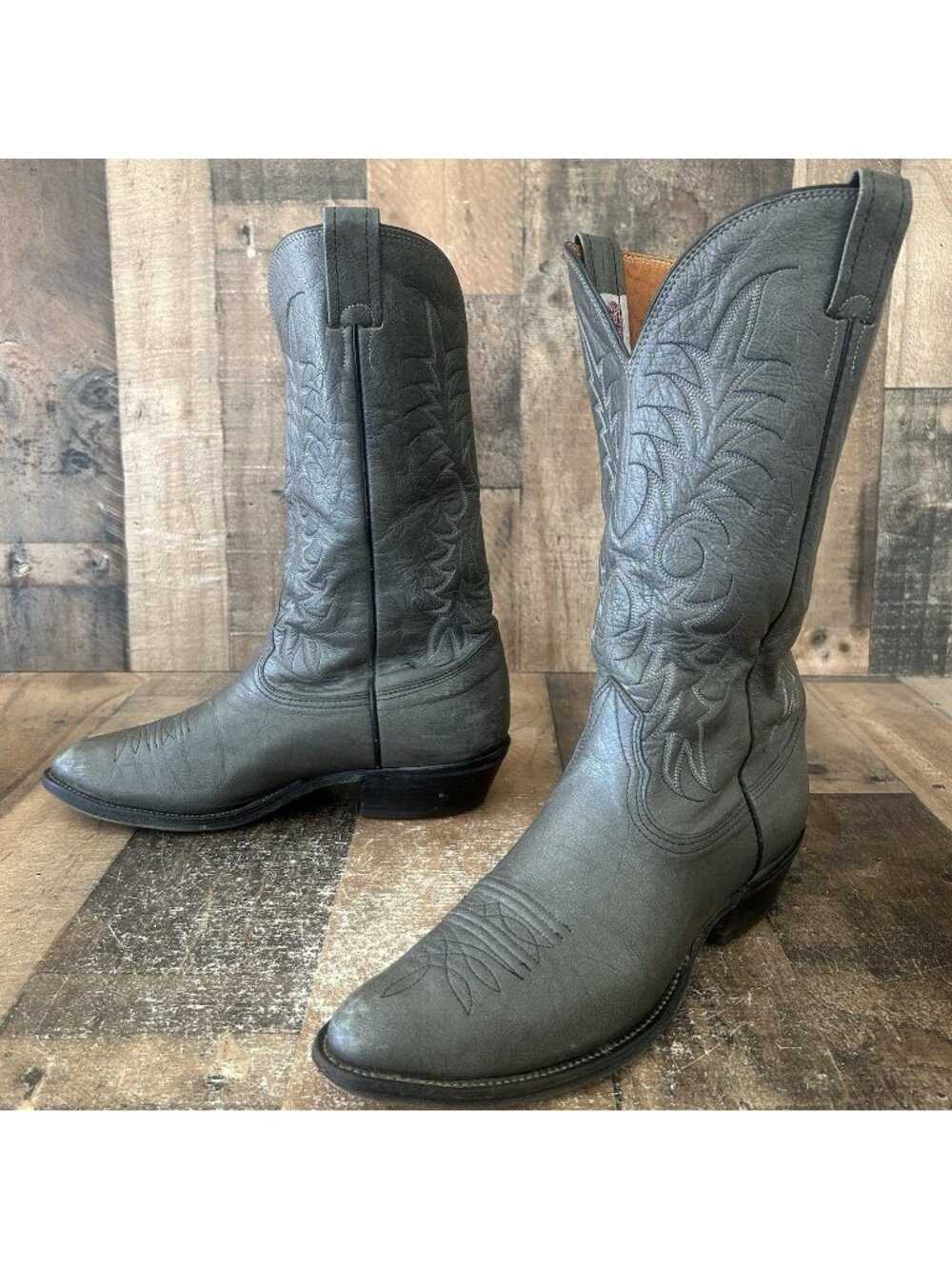 Classic Men's Grey Western Cowboy Boots